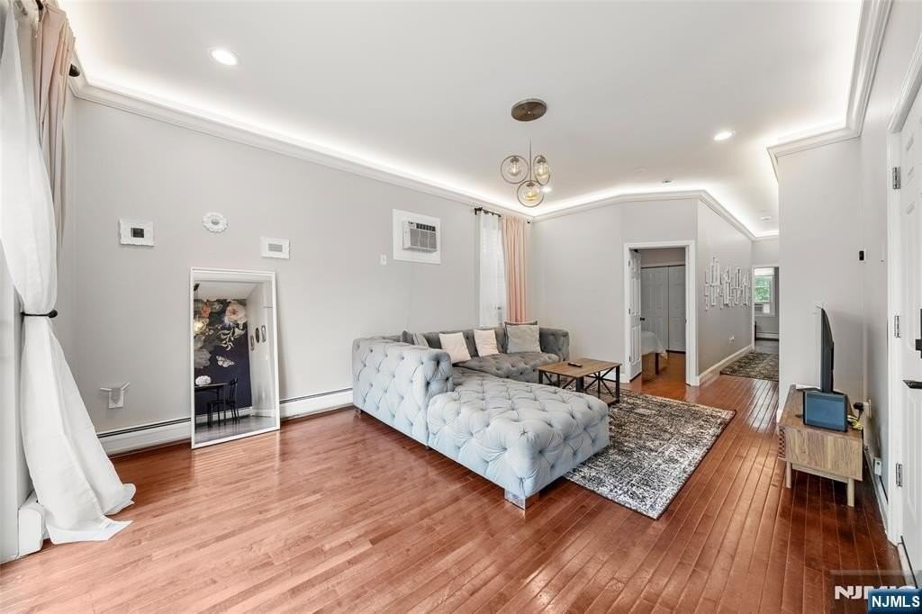138 76th St #2 - Photo 4 of 15