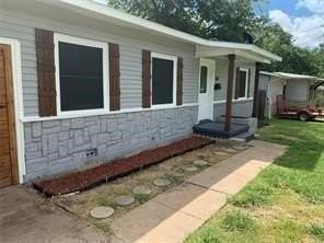 2117 N Hickory St - Photo 2 of 11