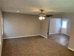 2117 N Hickory St - Photo 5 of 11