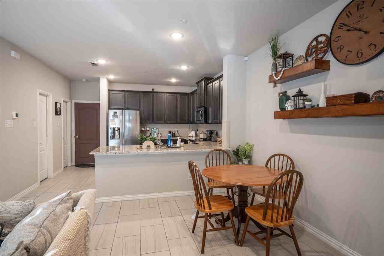 3517 Cricket Dr - Photo 4 of 16