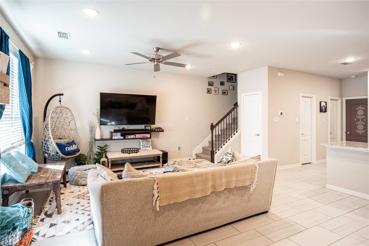 3517 Cricket Dr - Photo 6 of 16