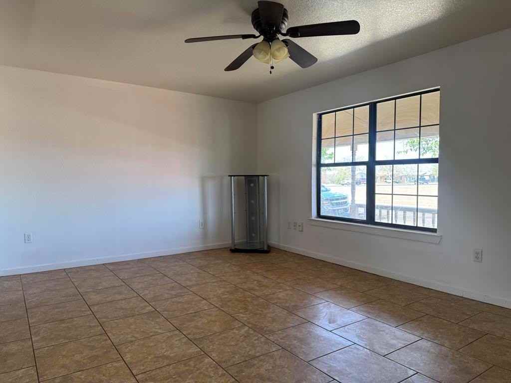 5405 Mcknight Dr - Photo 4 of 13