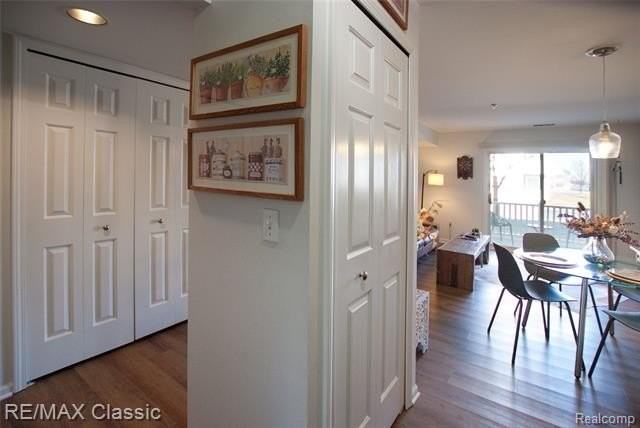 1155 S Lake Dr #57 - Photo 4 of 20