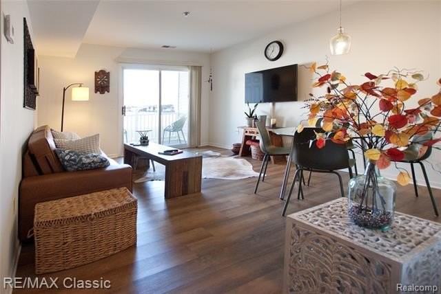 1155 S Lake Dr #57 - Photo 7 of 20