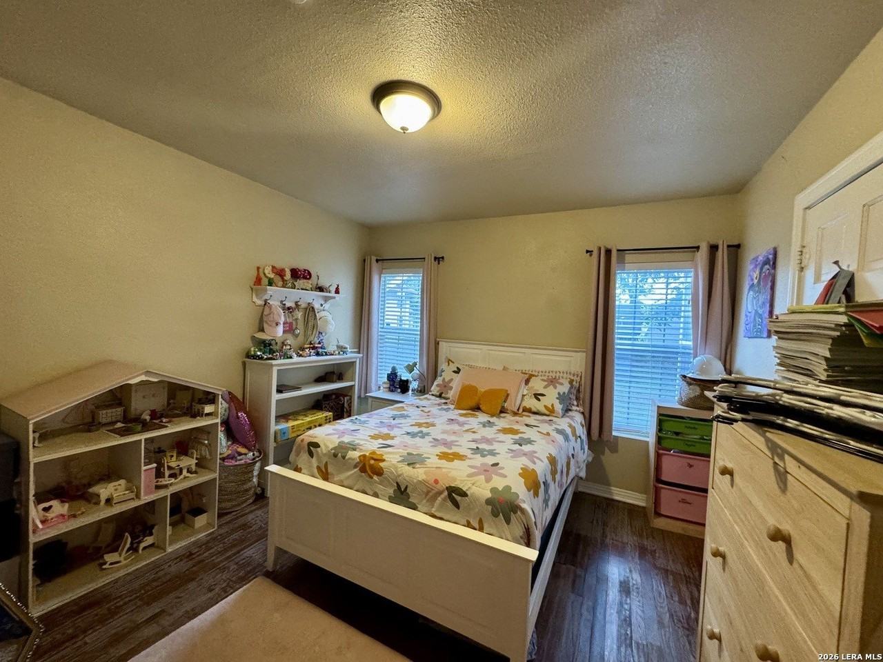 210 Haggin St - Photo 7 of 9