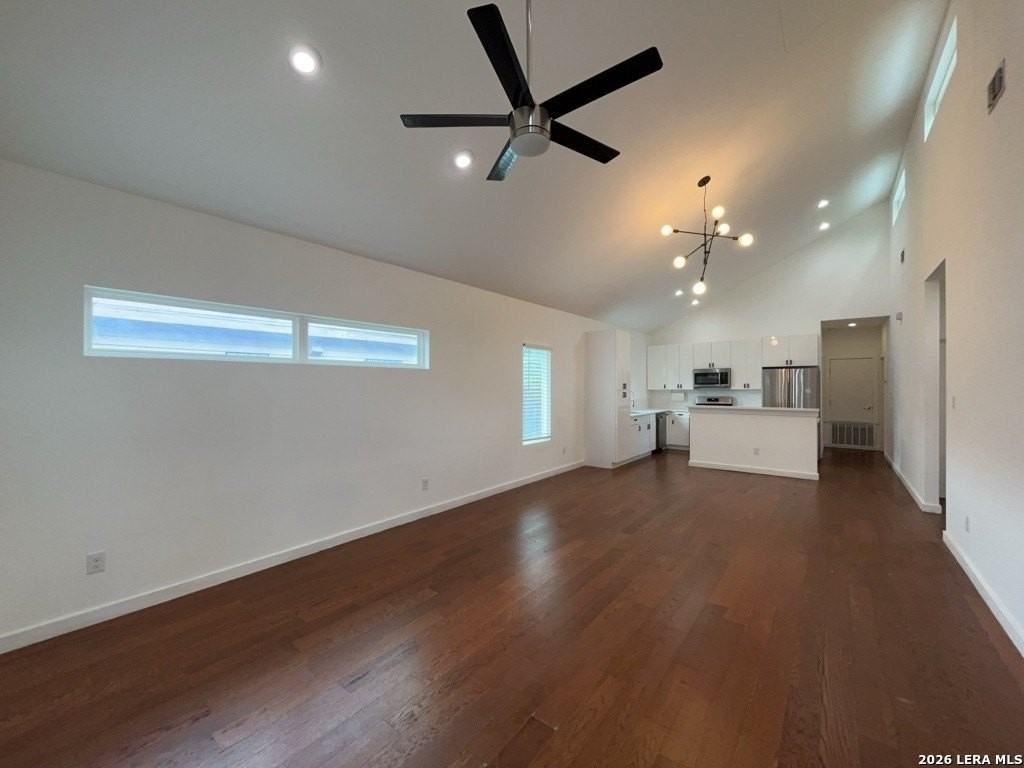 840 Potomac - Photo 7 of 33