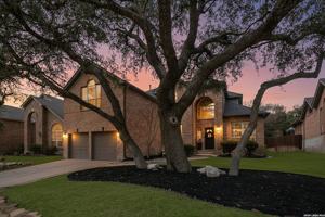 featured image of 823 Peg Oak