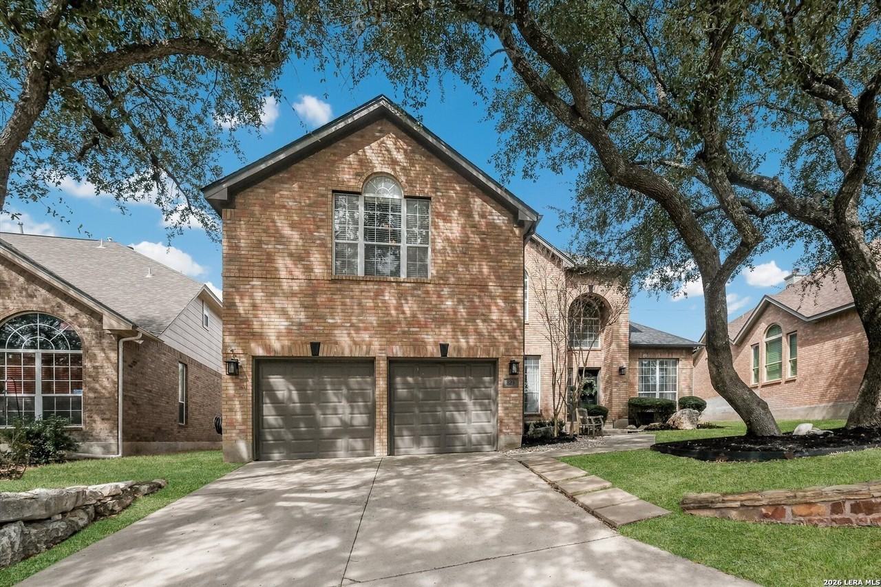 823 Peg Oak - Photo 3 of 31