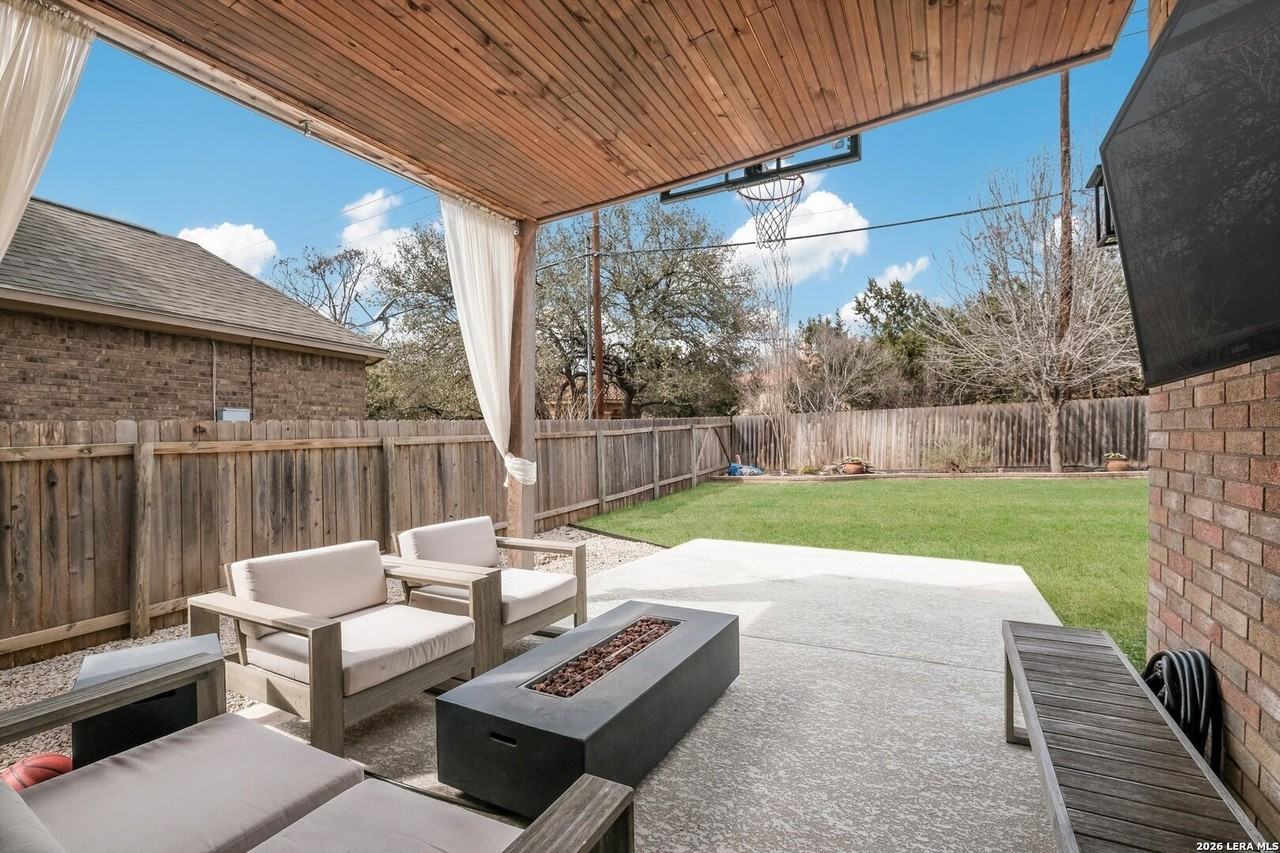 823 Peg Oak - Photo 4 of 31