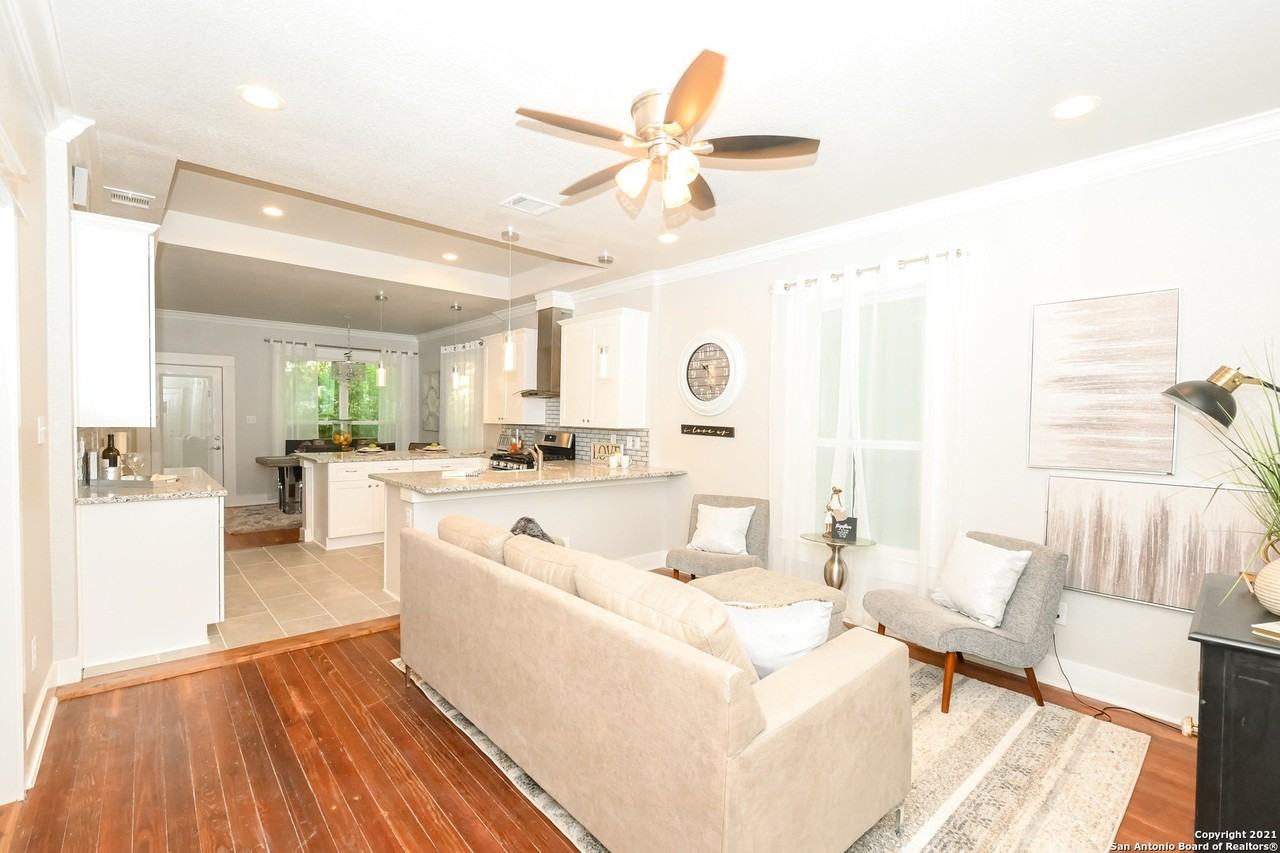 523 Porter St - Photo 5 of 35