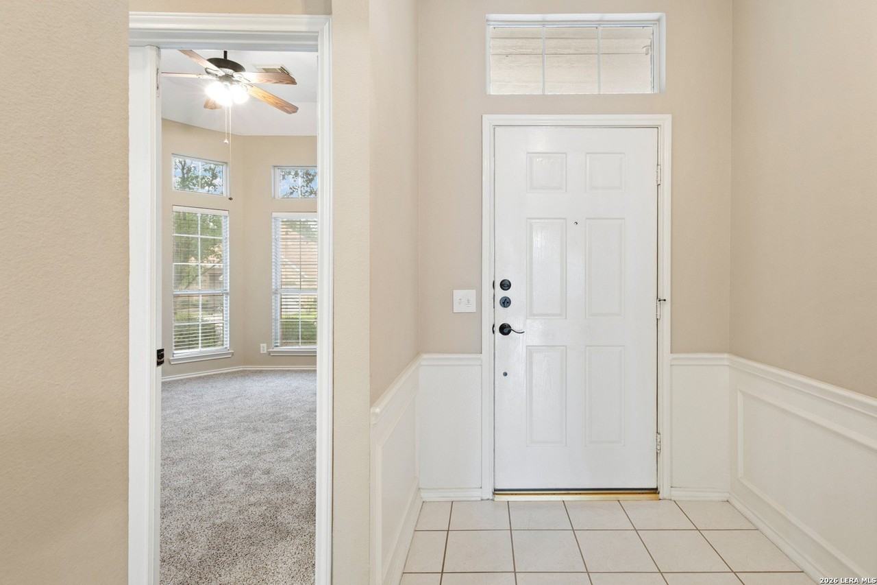 3027 Sable Xing - Photo 2 of 22