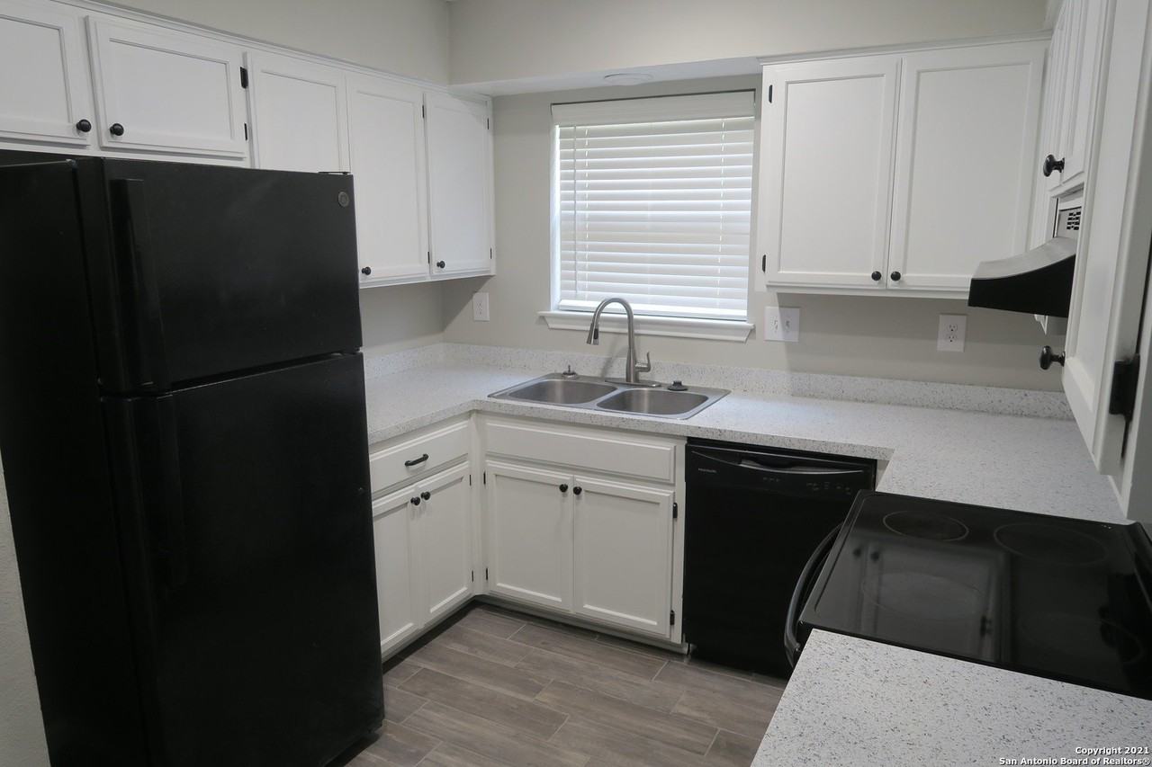 8720 Welles Hbr - Photo 6 of 15