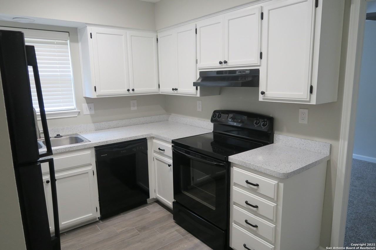 8720 Welles Hbr - Photo 7 of 15