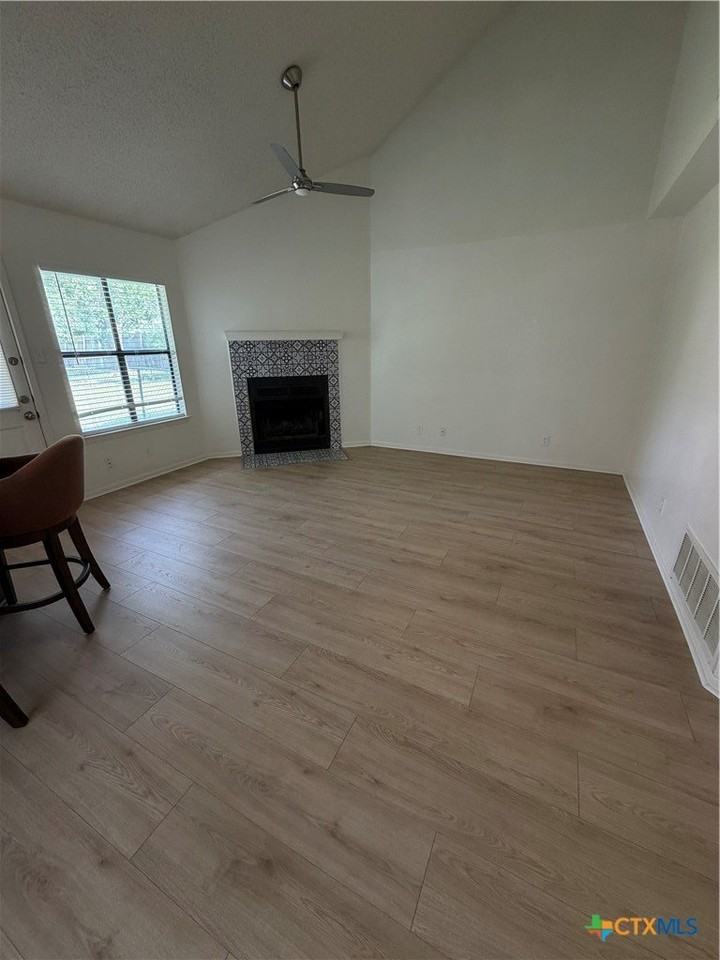 1316 Opal Rd #A - Photo 6 of 25