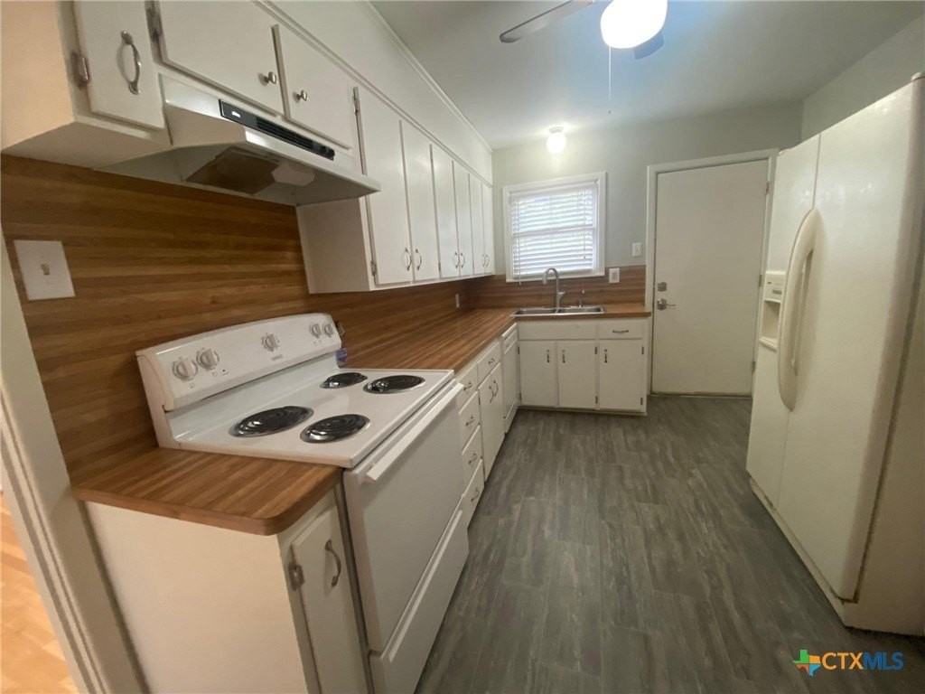 1818 S 39th St - Photo 2 of 13