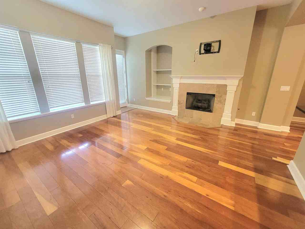 2482 Goldenrod Way - Photo 2 of 39