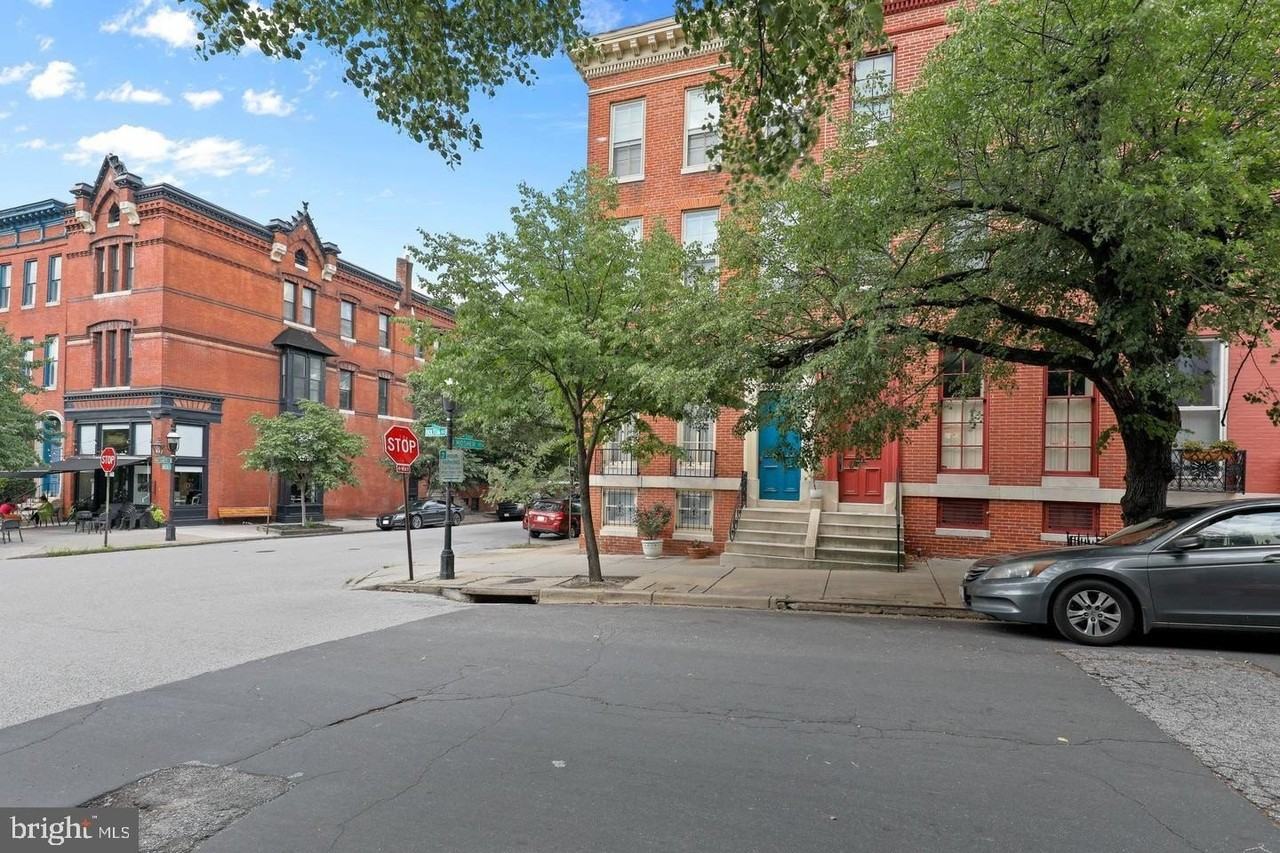 1435 Bolton St - Photo 2 of 31