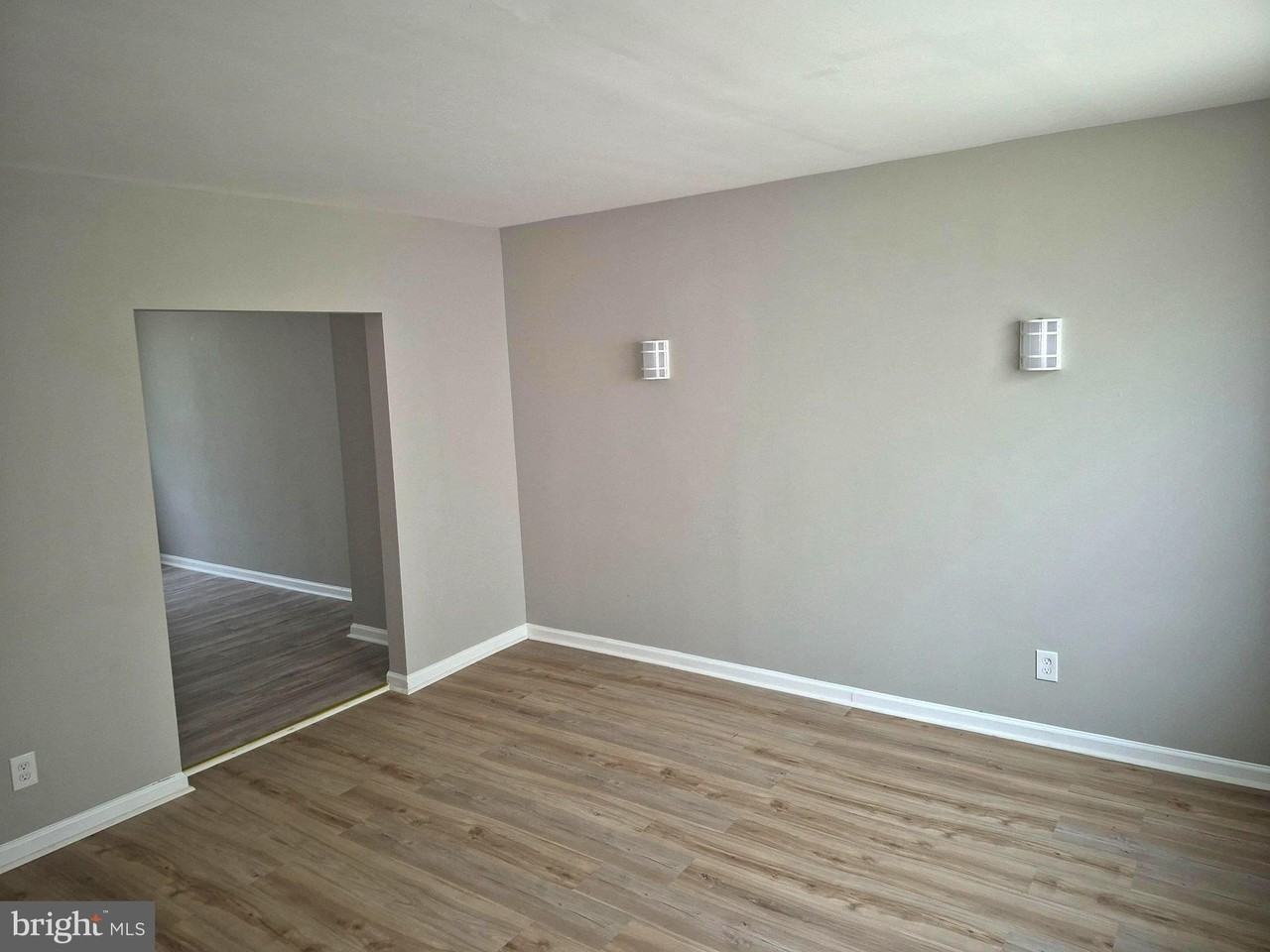 929 E 41st St - Photo 2 of 16