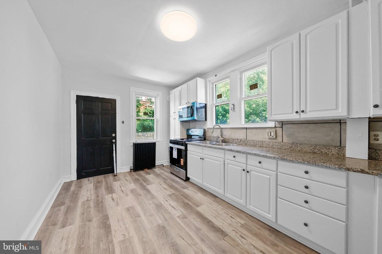 603 Pine St #1 - Photo 4 of 12