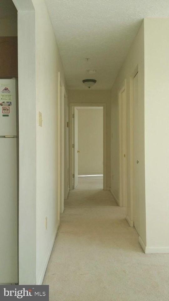 157-5 Brookland Ter #5 - Photo 4 of 4