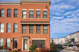 featured image of 42365 Zebulon Sq