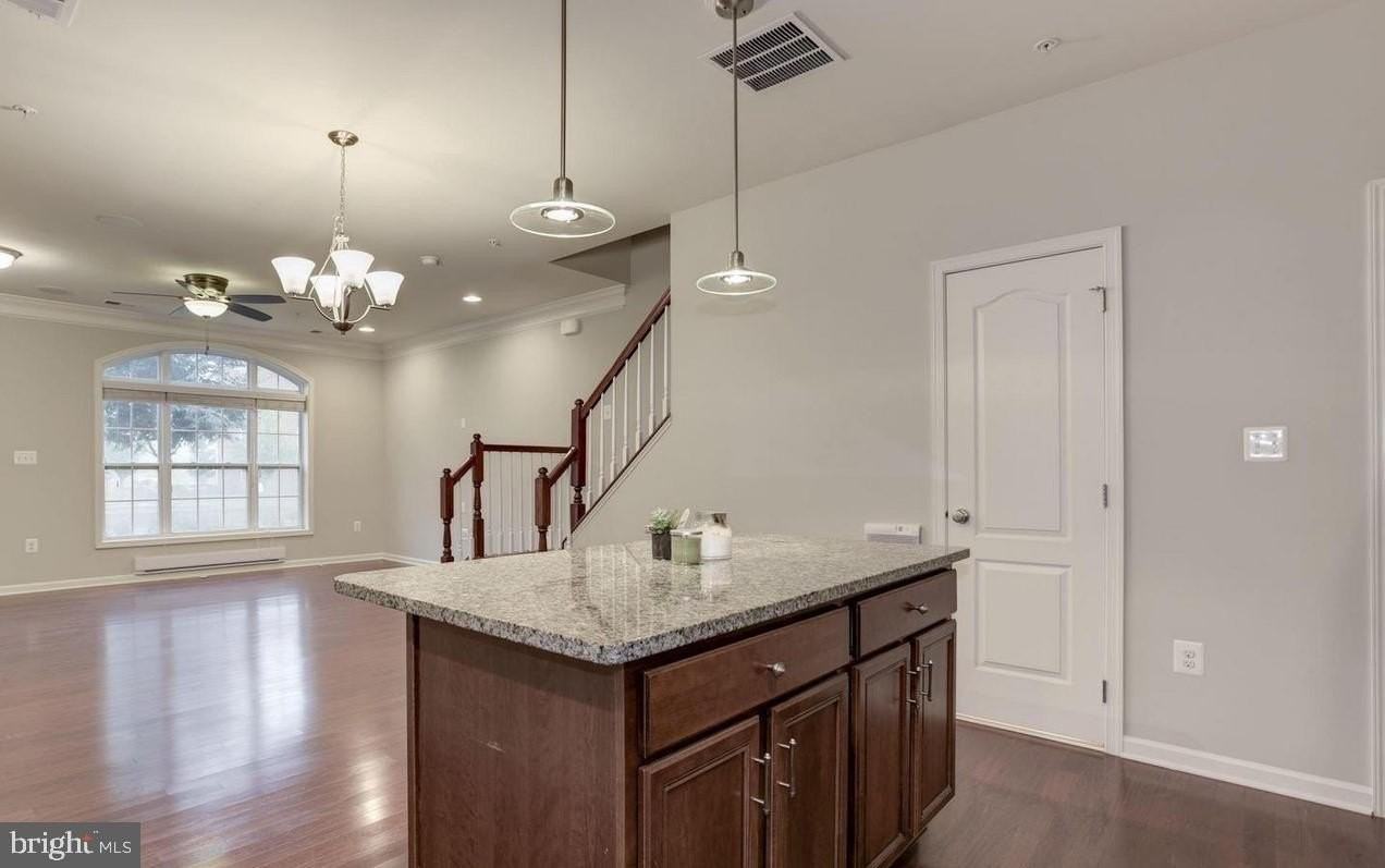 43017 Clarks Mill Ter - Photo 6 of 21