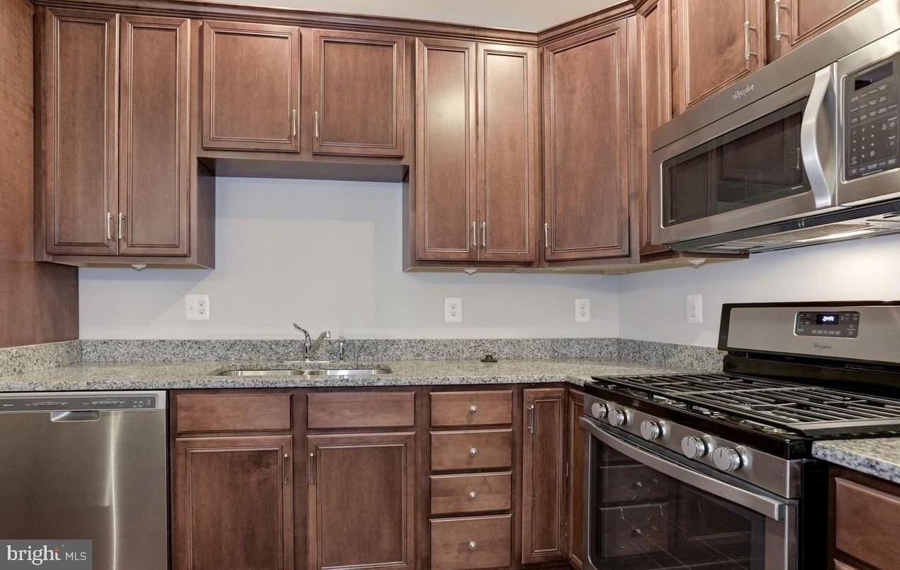 43017 Clarks Mill Ter - Photo 7 of 21
