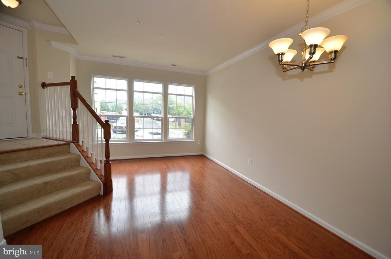 9612 Wigfall Way - Photo 6 of 30