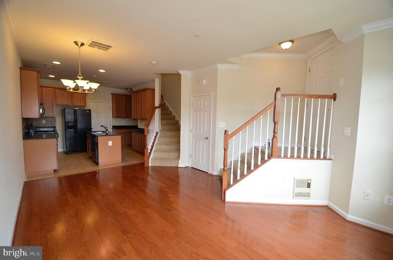 9612 Wigfall Way - Photo 7 of 30