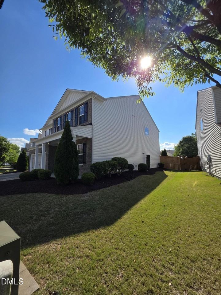 4209 Auburn Hills Dr - Photo 3 of 47