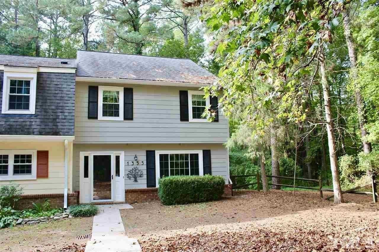 1355 Springlawn Ct - Photo 2 of 30