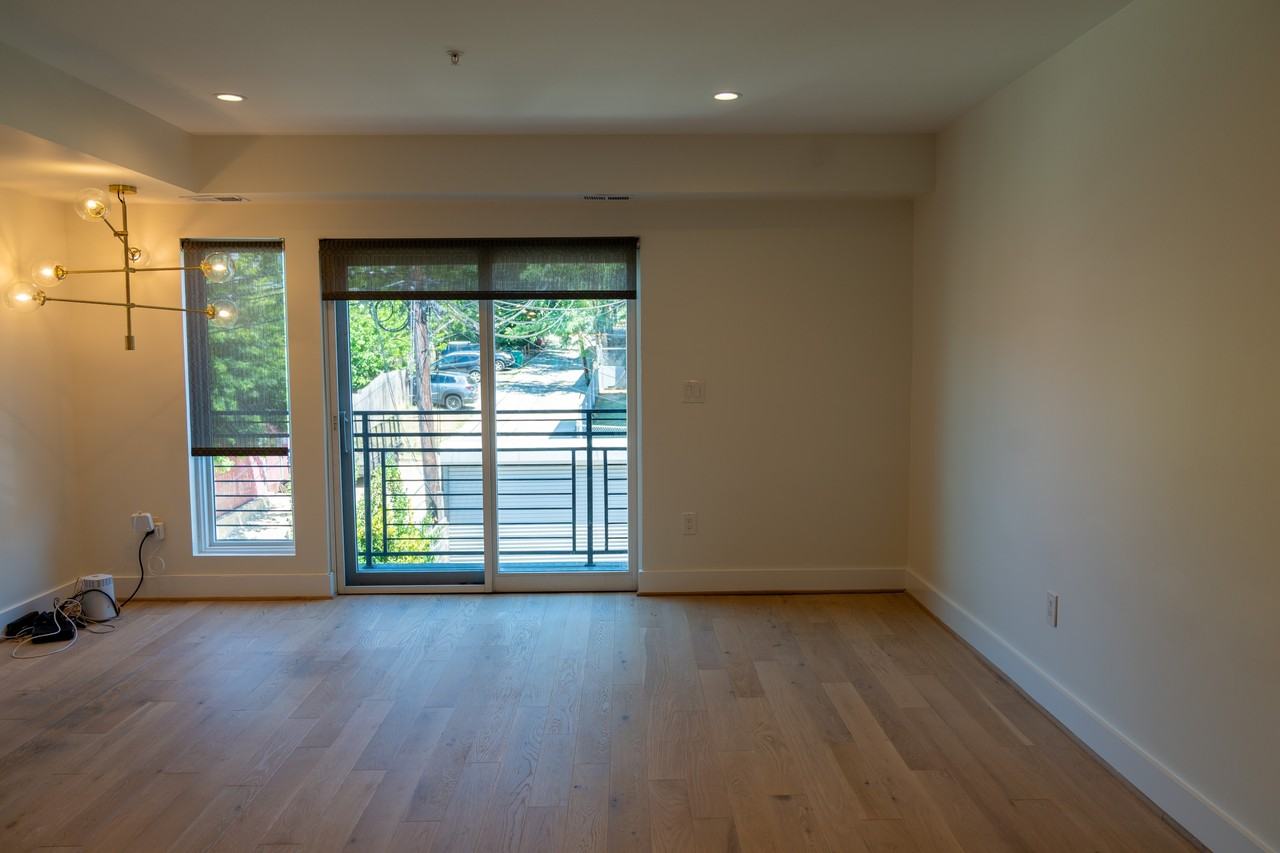 1631 Montello Ave Ne #1 - Photo 4 of 31