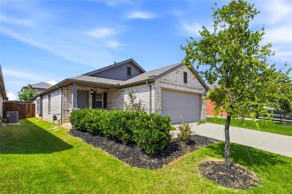 14009 Danesdale Dr - Photo 4 of 26