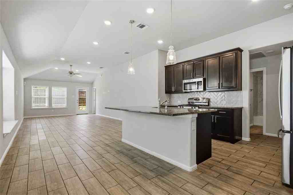 14009 Danesdale Dr - Photo 6 of 26