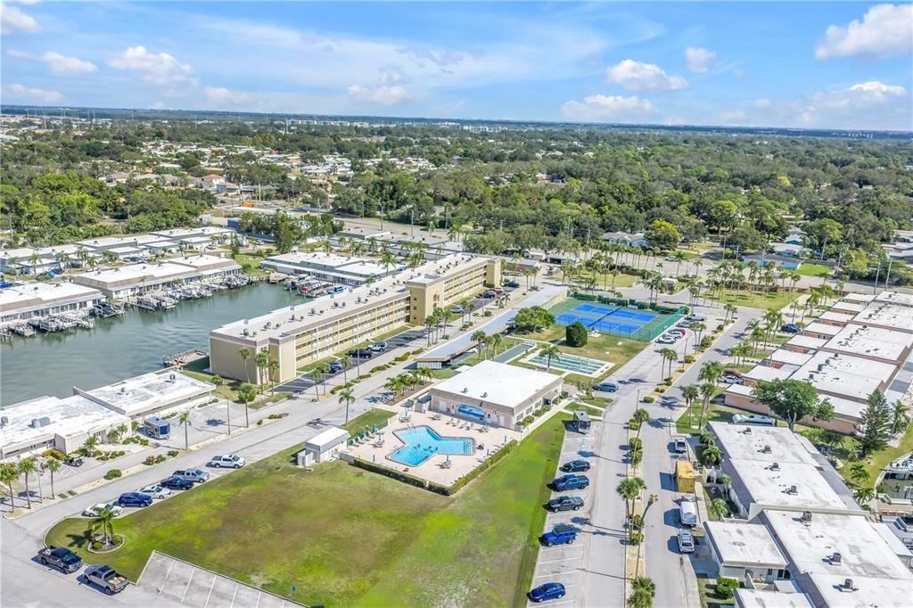 143 Boca Ciega Point Blvd N - Photo 4 of 50