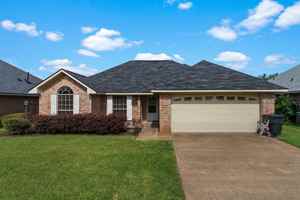 featured image of 4912 General Polk Dr #1