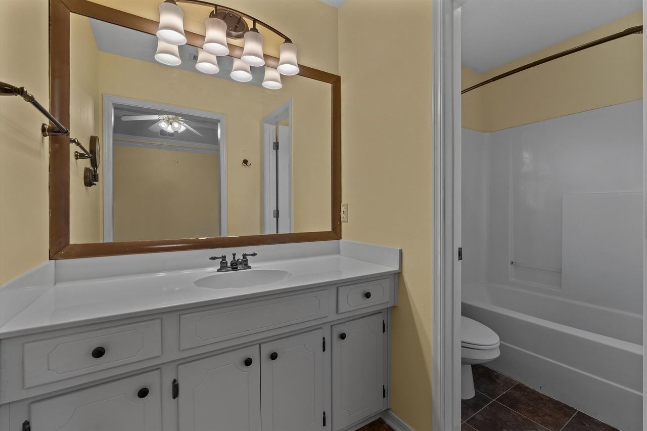 4912 General Polk Dr #1 - Photo 6 of 22