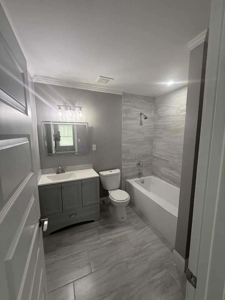 5711 Sterling Pl #1 - Photo 7 of 11