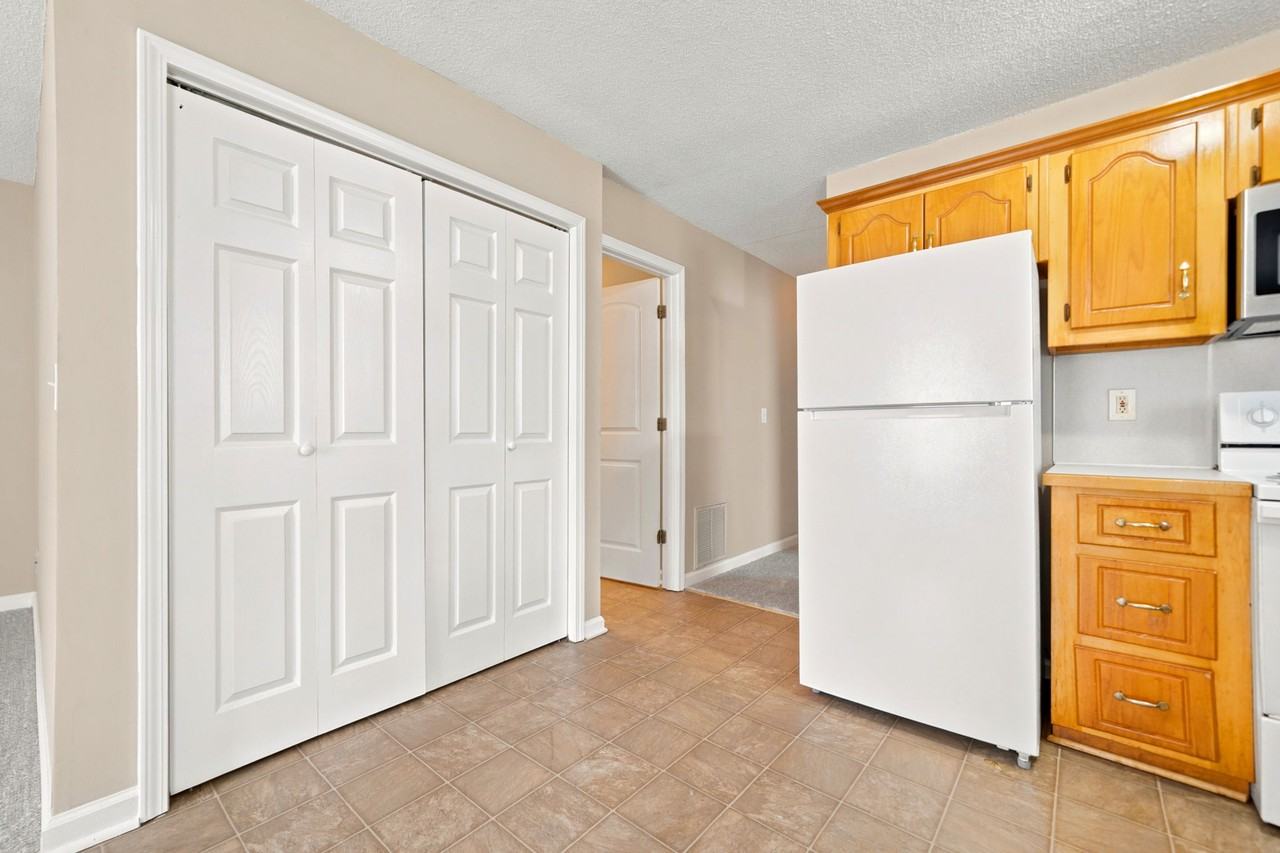 86 Hanna Dr #B - Photo 5 of 27