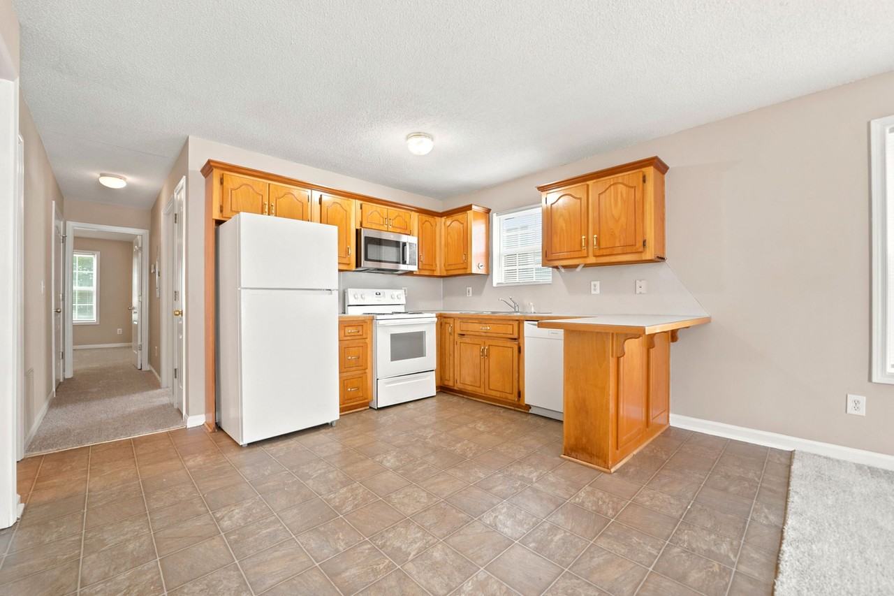 86 Hanna Dr #B - Photo 6 of 27