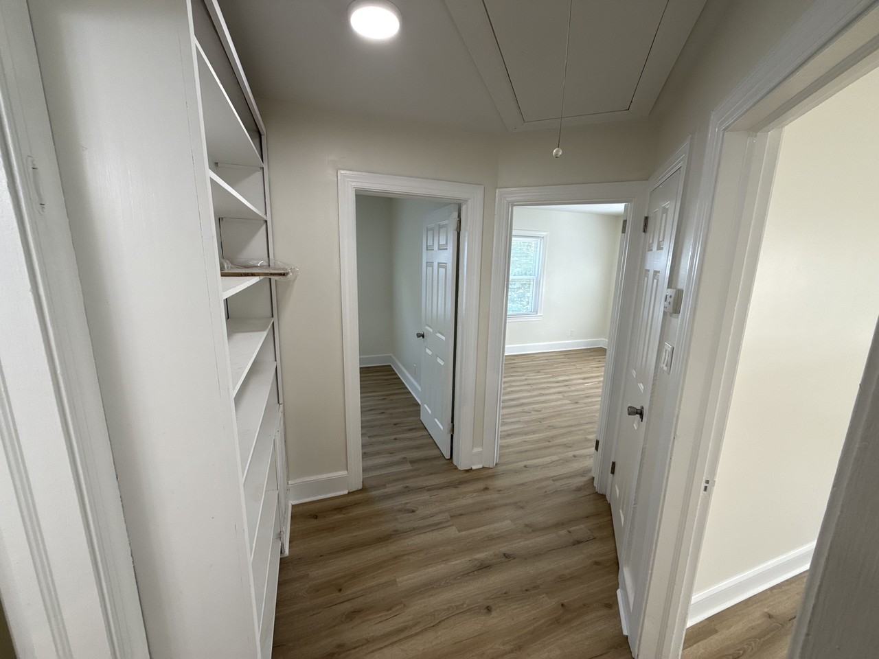 913 Glenwood Ave #1 - Photo 5 of 12