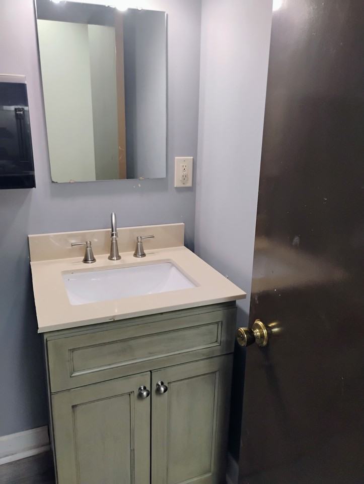 6410 Normandy Dr #1 - Photo 6 of 10
