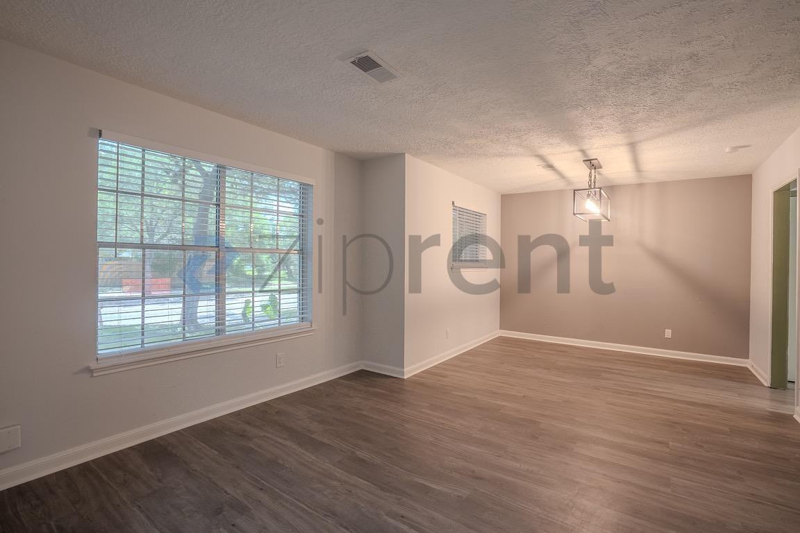 15443 Blackhawk Blvd - Photo 7 of 38