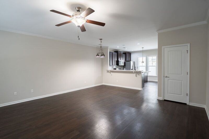 92 Reese Way - Photo 7 of 35