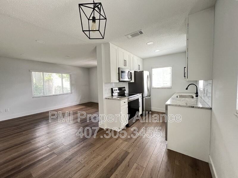 2302 Elizabeth Ave - Photo 5 of 11