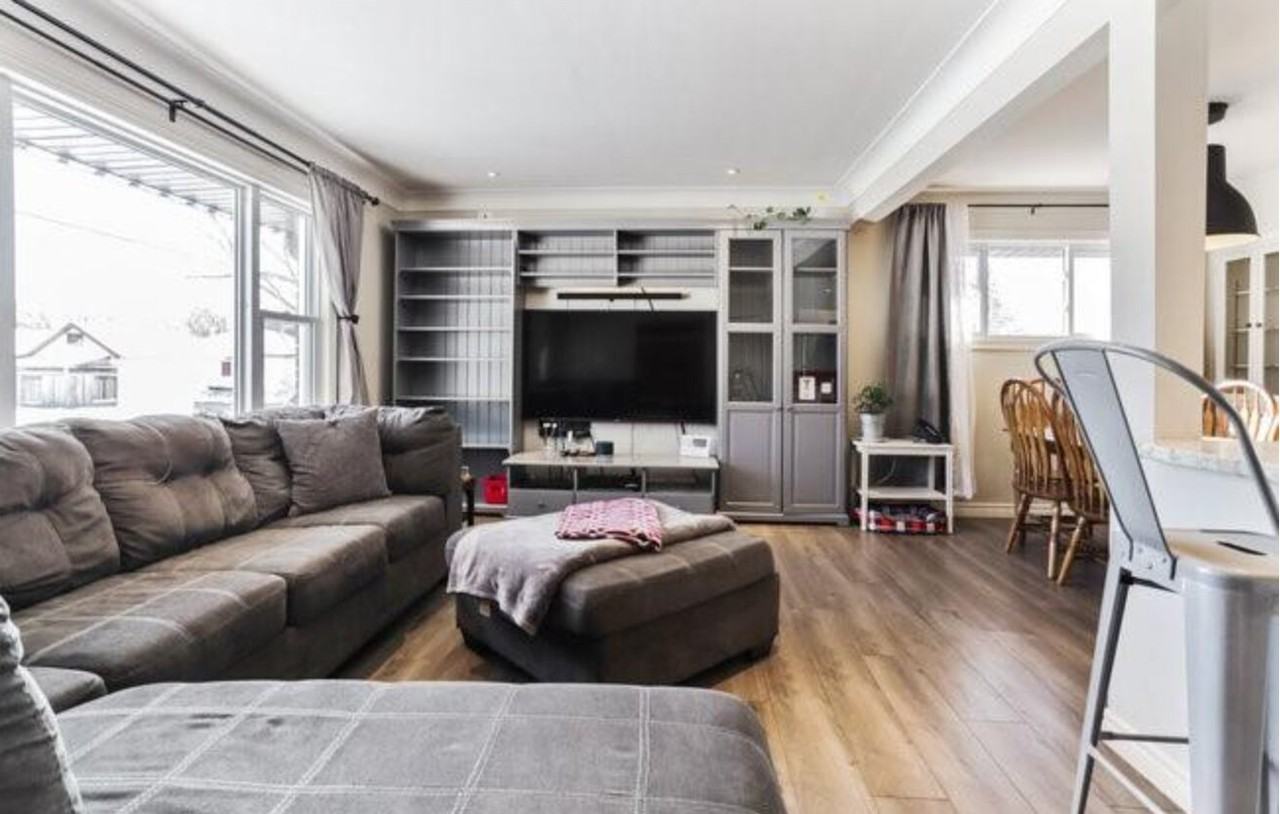 105 Harold Ave - Photo 3 of 18