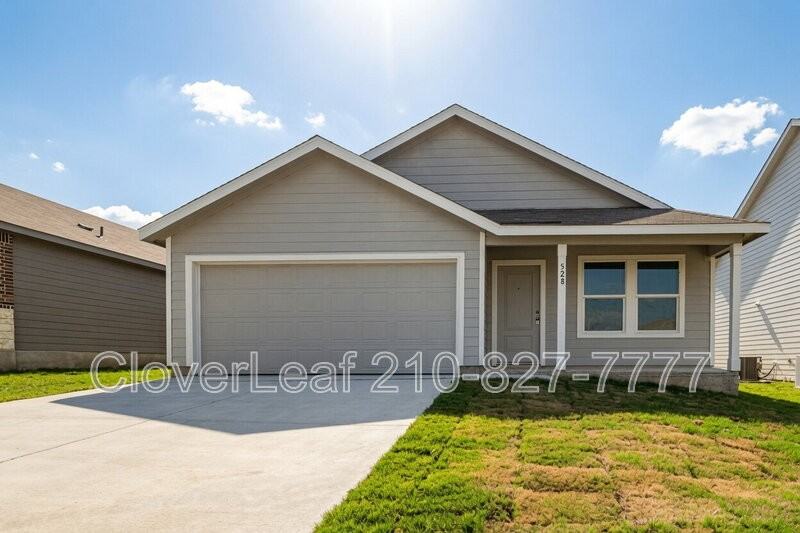 528 Wolf Crest Blvd - Photo 3 of 28