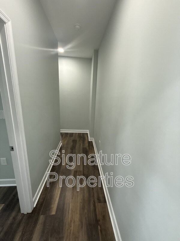 2711 Detroit St #4 - Photo 5 of 11