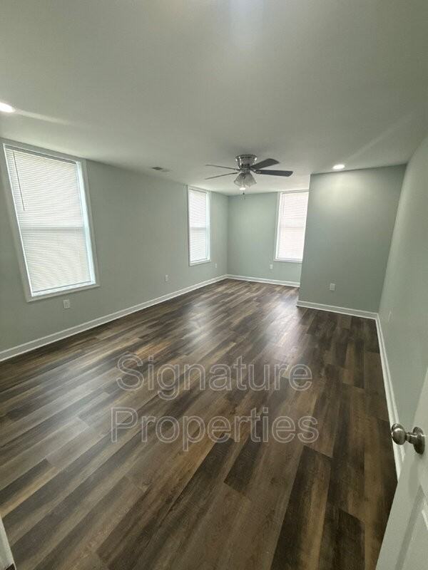 2711 Detroit St #4 - Photo 6 of 11