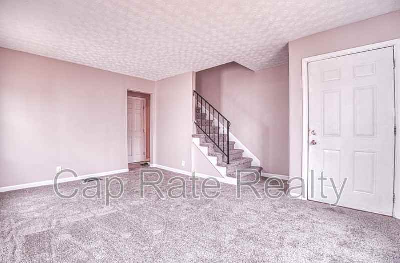 1143 Duxberry Ave - Photo 2 of 21